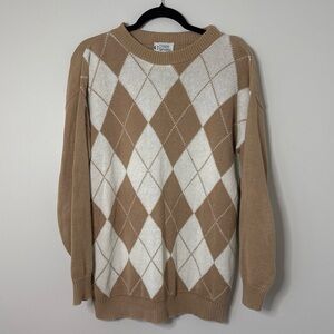 Vintage Cristin Stevens Tan and White Argyle Sweater 100% cotton